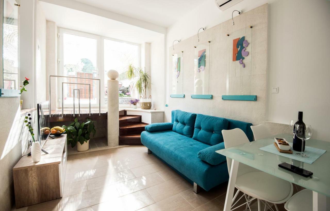 Ibis Your Cosy Oasis With Private Parking And Patio Split Exteriör bild