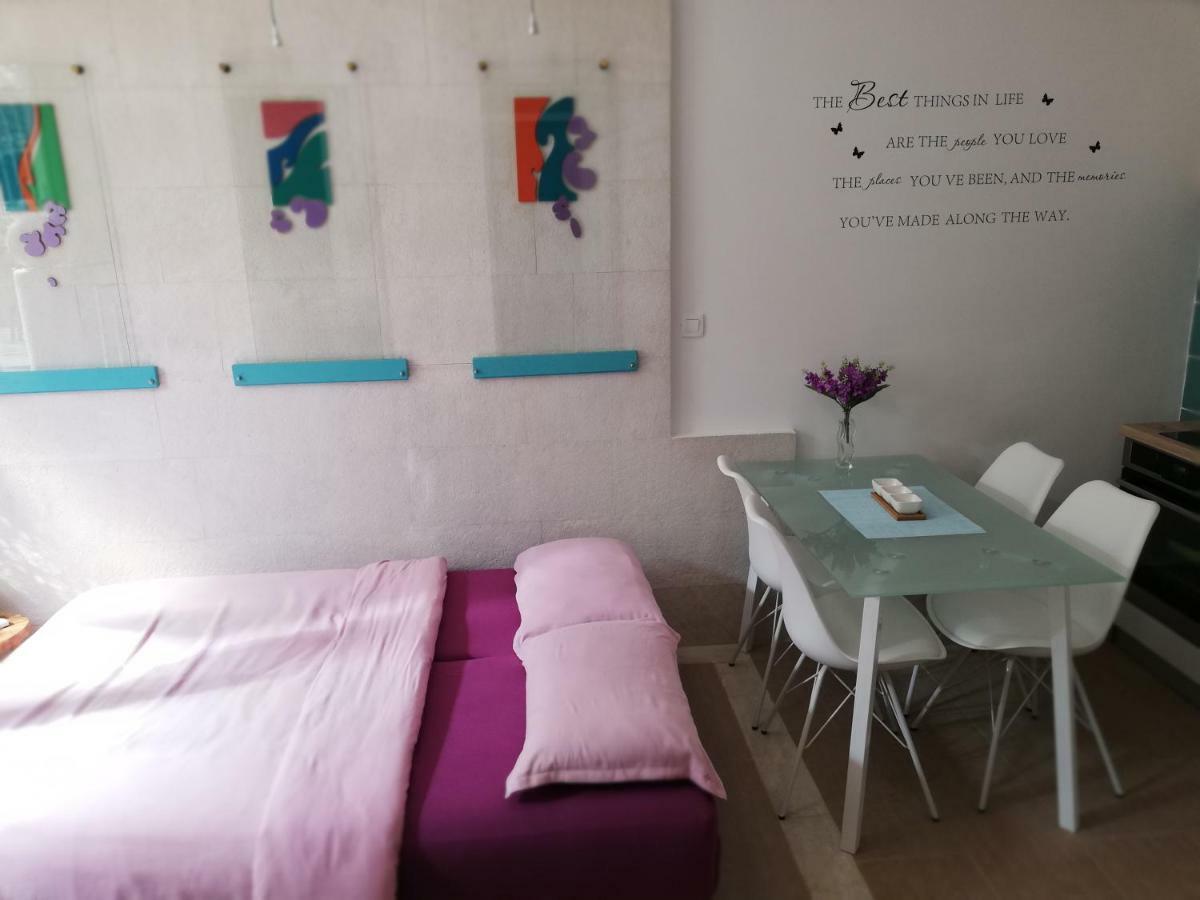 Ibis Your Cosy Oasis With Private Parking And Patio Split Exteriör bild